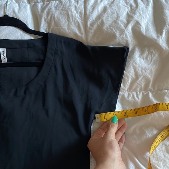 RVCA Tee - Picture 10 of 10